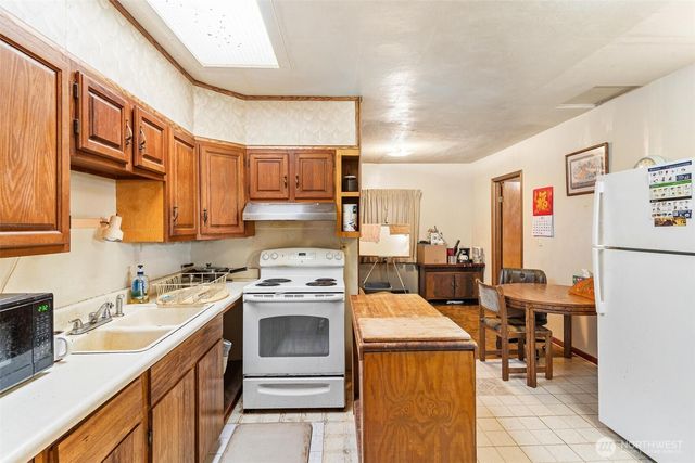 3424 26th Avenue NE, Olympia, WA 98506