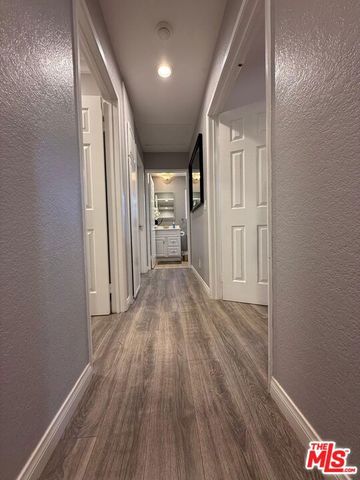 8020 Cora Street, Sunland (los Angeles), CA 91040