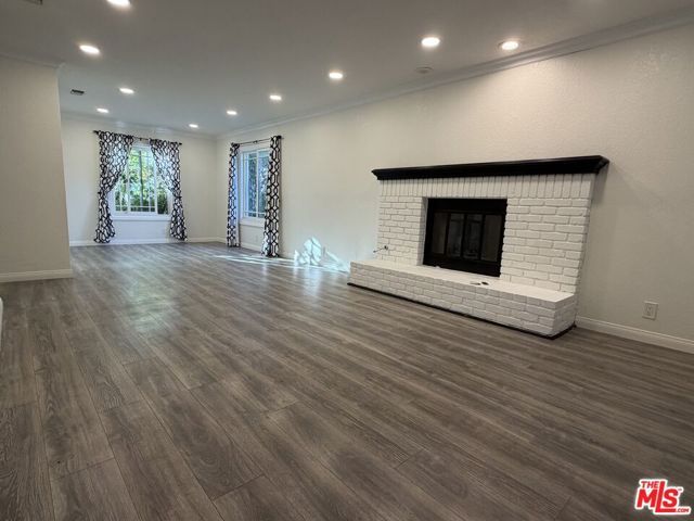 8020 Cora Street, Sunland (los Angeles), CA 91040