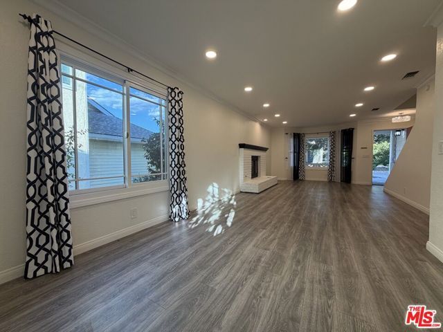 8020 Cora Street, Sunland (los Angeles), CA 91040