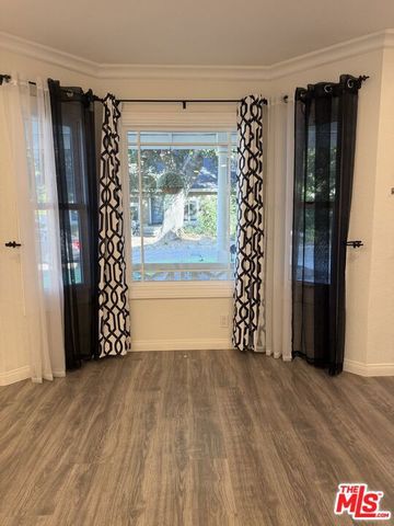 8020 Cora Street, Sunland (los Angeles), CA 91040