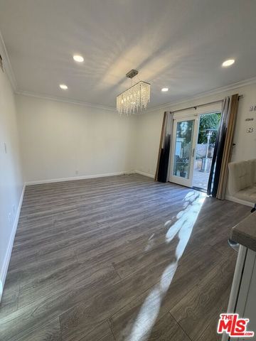 8020 Cora Street, Sunland (los Angeles), CA 91040