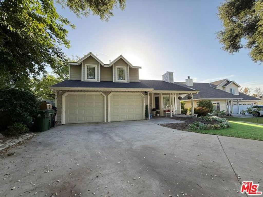 8020 Cora Street, Sunland (los Angeles), CA 91040