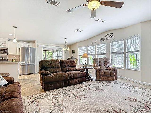 10405 Nightwood DR, Fort Myers, FL 33905