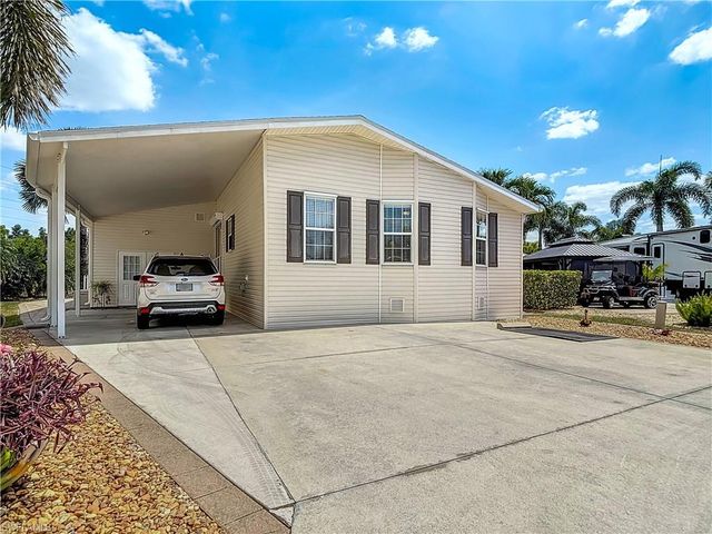 10405 Nightwood DR, Fort Myers, FL 33905