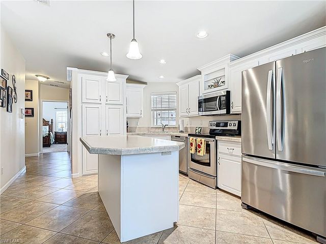 10405 Nightwood DR, Fort Myers, FL 33905