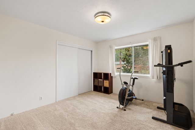 262 Lathrop Lane, Grants Pass, OR 97526