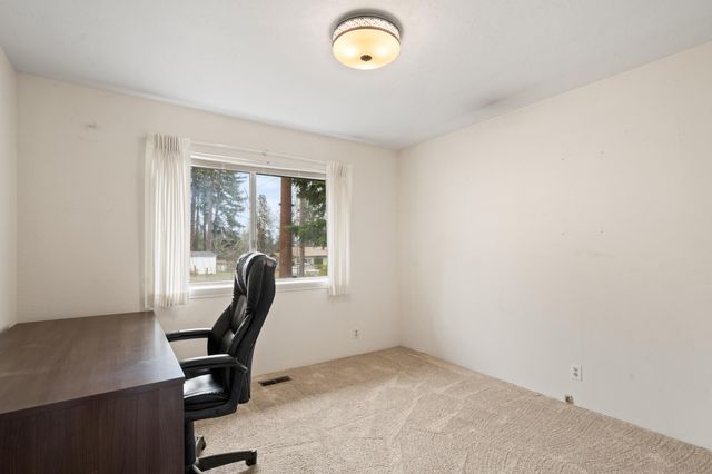 262 Lathrop Lane, Grants Pass, OR 97526