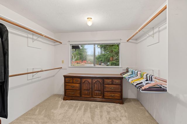 262 Lathrop Lane, Grants Pass, OR 97526