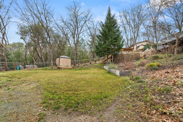 262 Lathrop Lane, Grants Pass, OR 97526