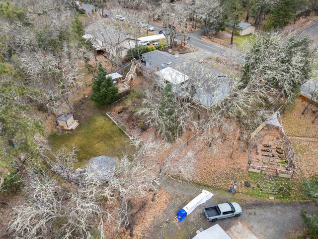 262 Lathrop Lane, Grants Pass, OR 97526