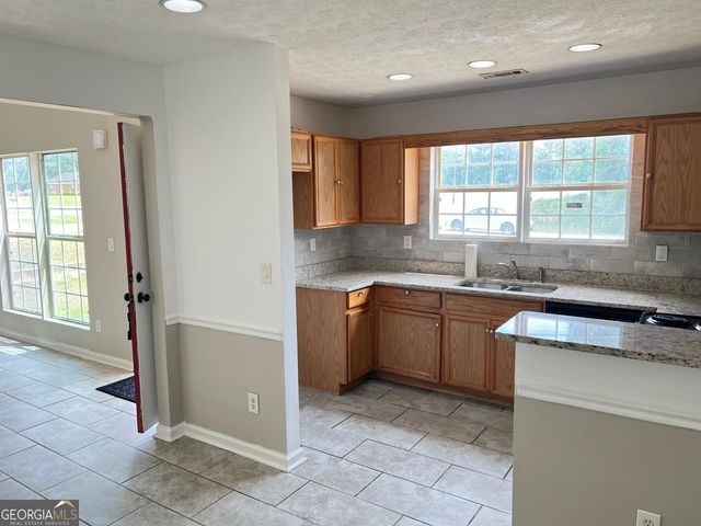 686 Morrow Road, Forest Park, GA 30297