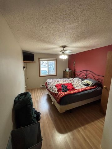 1726 2nd Avenue E, West Fargo, ND 58078