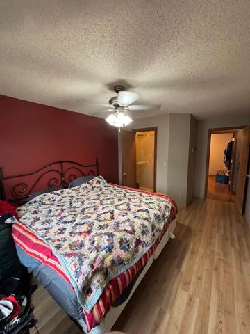 1726 2nd Avenue E, West Fargo, ND 58078