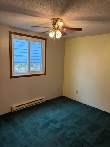 1726 2nd Avenue E, West Fargo, ND 58078