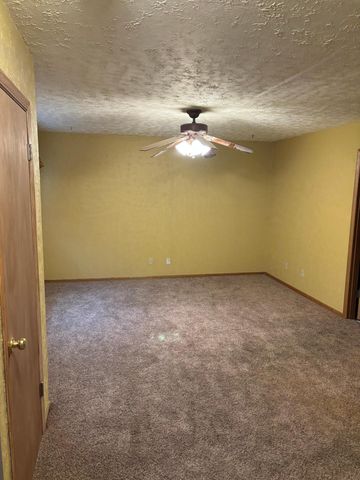 1726 2nd Avenue E, West Fargo, ND 58078