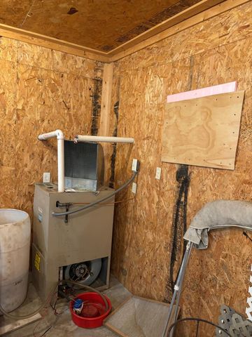 1726 2nd Avenue E, West Fargo, ND 58078