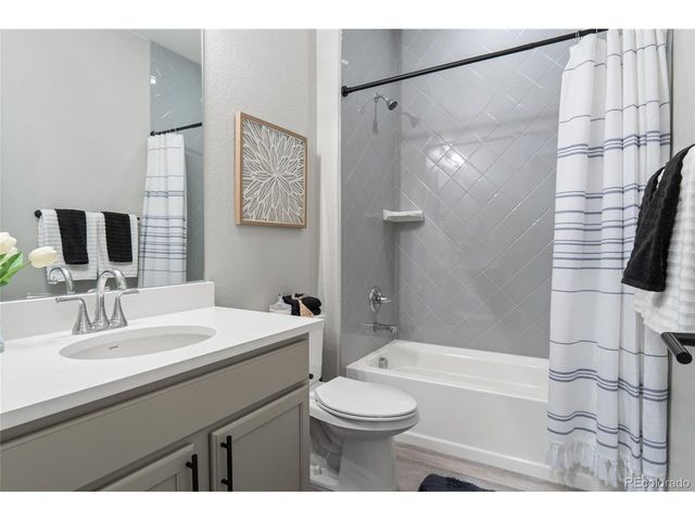 261 S Titus St, Aurora, CO 80018