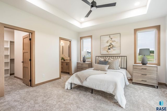 1100 N Scots Pine Dr Drive, Sioux Falls, SD 57110