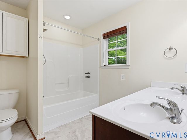 19091 Taylors Creek Rd, Montpelier, VA 23192