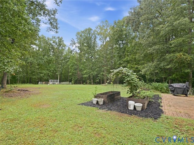 19091 Taylors Creek Rd, Montpelier, VA 23192