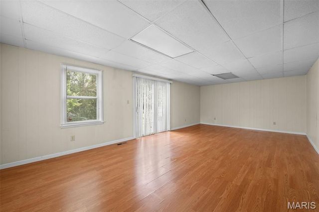 9715 Ridge Avenue, St Louis, MO 63114