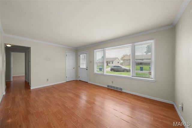 9715 Ridge Avenue, St Louis, MO 63114