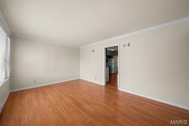 9715 Ridge Avenue, St Louis, MO 63114