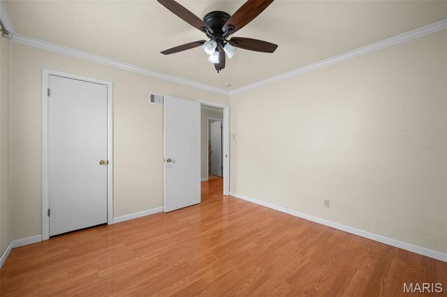 9715 Ridge Avenue, St Louis, MO 63114