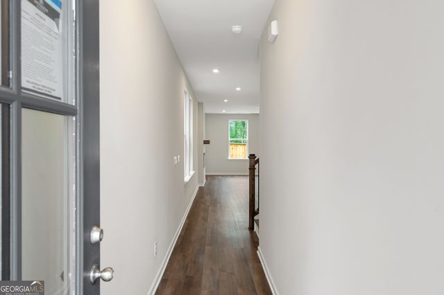732 Smokey Quartz Way, Kennesaw, GA 30144