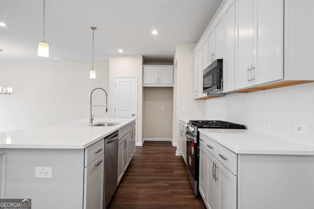 732 Smokey Quartz Way, Kennesaw, GA 30144