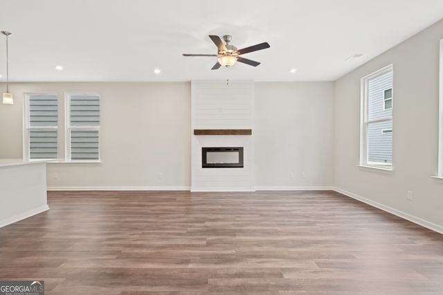 732 Smokey Quartz Way, Kennesaw, GA 30144