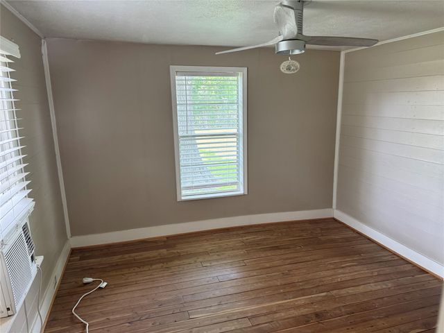 413 Genoa Red Bluff Road, Houston, TX 77034