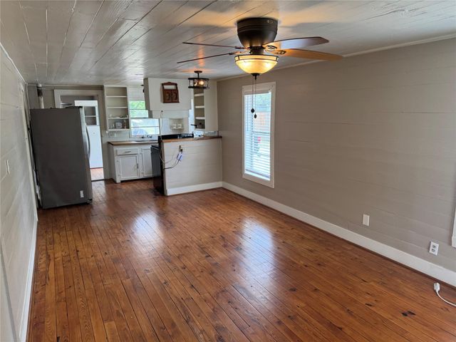 413 Genoa Red Bluff Road, Houston, TX 77034