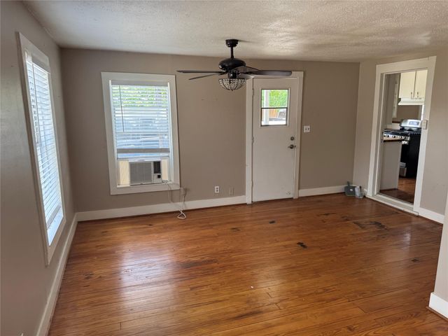 413 Genoa Red Bluff Road, Houston, TX 77034