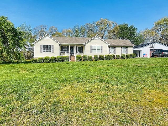 126 Kelsie Cir, Summertown, TN 38483