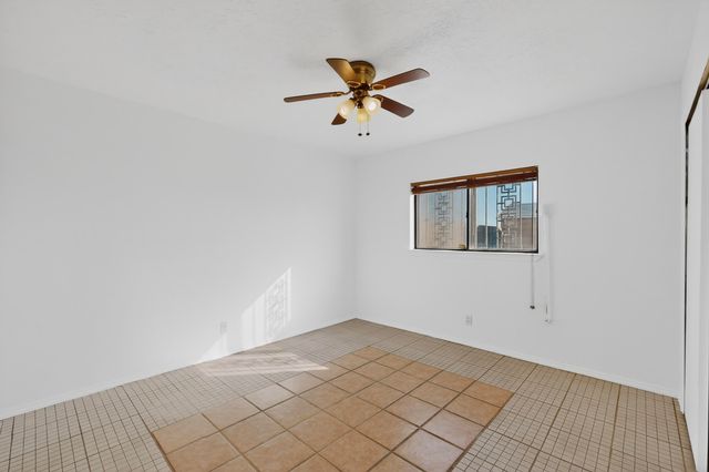 6814 Ivy Place SW, Albuquerque, NM 87121