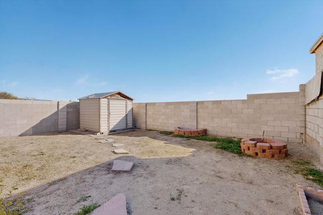 6814 Ivy Place SW, Albuquerque, NM 87121