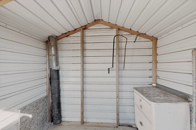 6814 Ivy Place SW, Albuquerque, NM 87121