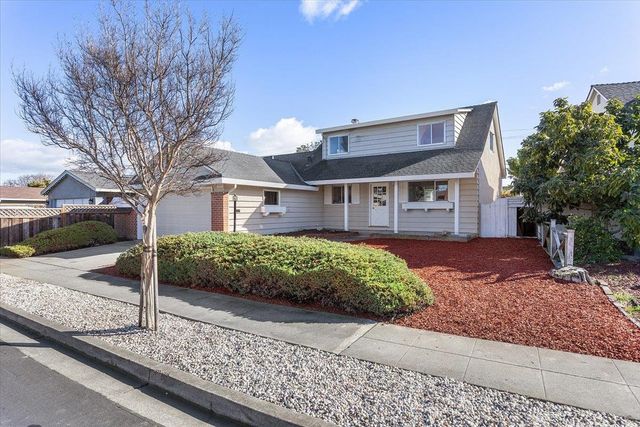 1252 Linfield Ln, Hayward, CA 94545