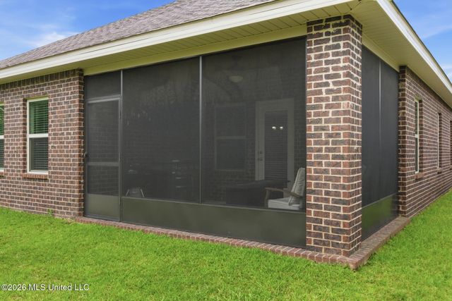 14392 N Swan Road, Gulfport, MS 39503