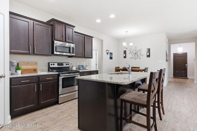 14392 N Swan Road, Gulfport, MS 39503