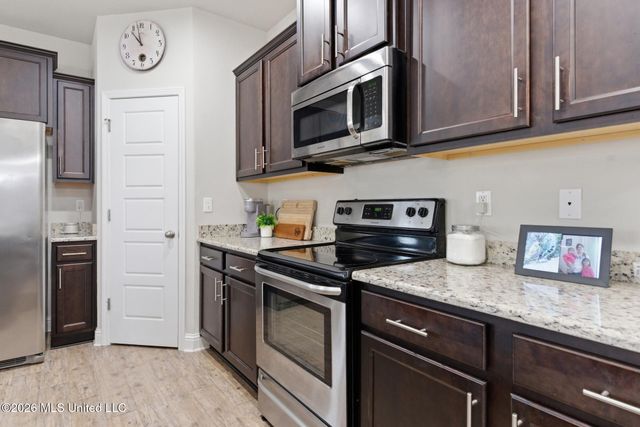 14392 N Swan Road, Gulfport, MS 39503