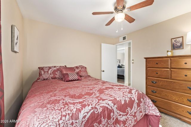 3932 E SURREY Avenue, Phoenix, AZ 85032