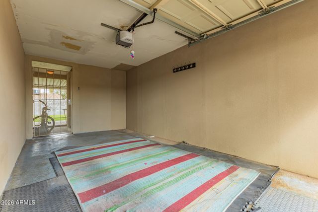 3932 E SURREY Avenue, Phoenix, AZ 85032