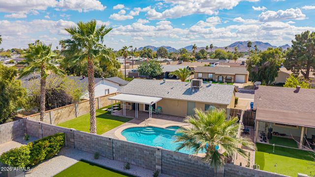3932 E SURREY Avenue, Phoenix, AZ 85032