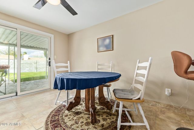 3932 E SURREY Avenue, Phoenix, AZ 85032