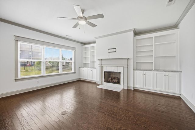 8512 Red Deer Lane, Ooltewah, TN 37363