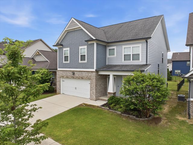 8512 Red Deer Lane, Ooltewah, TN 37363