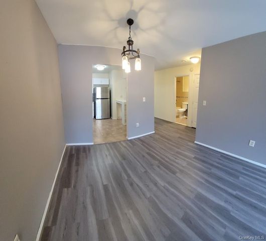 82-76 Country Pointe Circle 1st Fl, Queens Village, NY 11427
